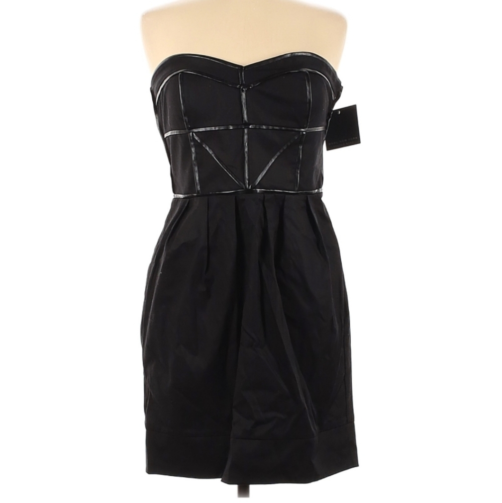 Marc New York Sz 6 NWT Strapless mini dress LBD